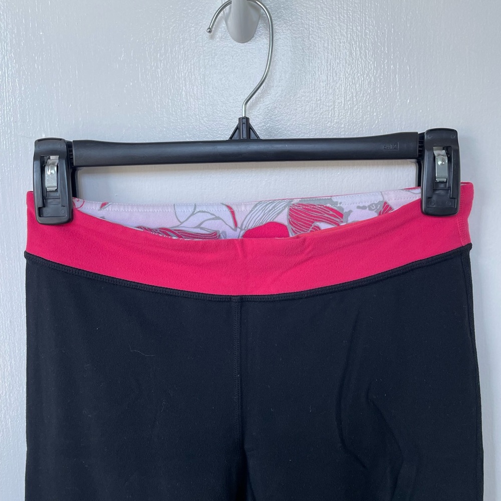Vintage Lululemon Boogie Crop size 4 - Picture 3 of 7